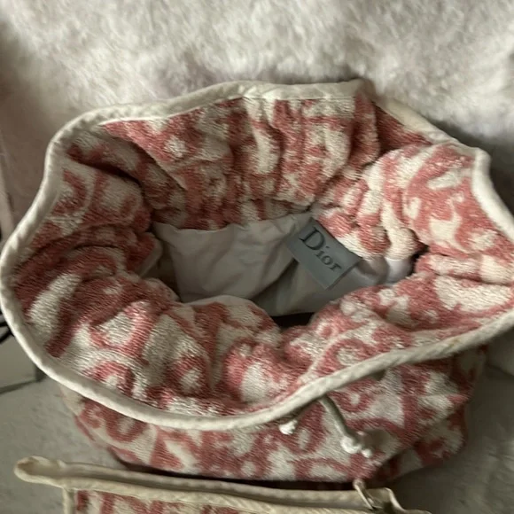 Dior cute pink and cream terry large drawstring bucket bag with pouch - Picture 7 of 17